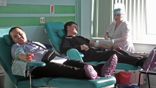 Сдача крови для пострадавших в авиакатастрофе в Тюмени