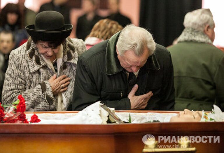 Похороны майора Сергея Солнечникова в городе Волжском