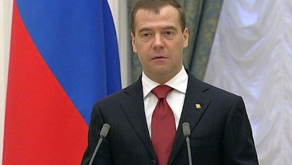 Медведев рассказал о преимуществах нового закона о регистрации партий