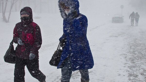 Снежный циклон в Южно-Сахалинске. Архивное фото