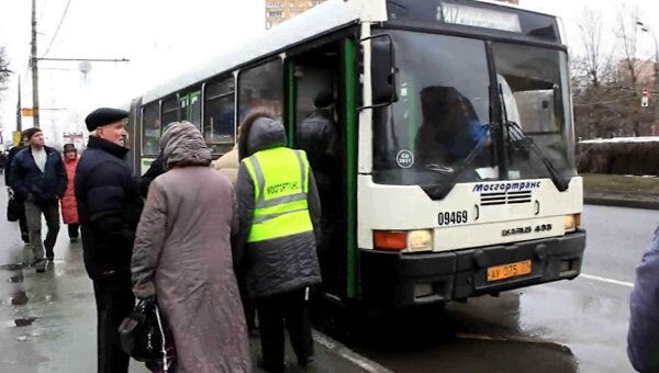 Бесплатные автобусы запустили в Москве к пасхальным праздникам