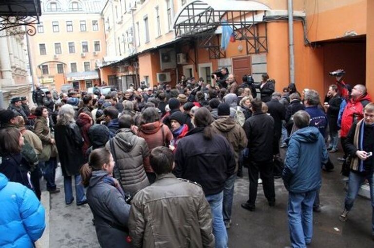 Пикет в поддержку голодающего Олега Шеина Москва 