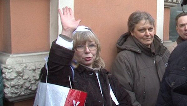 Москвичи записываются на голодовку солидарности в поддержку Олега Шеина 