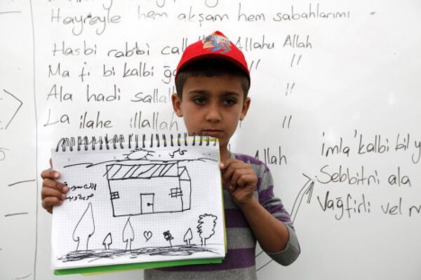 Сирийский мальчик нарисовал дом своей мечты
