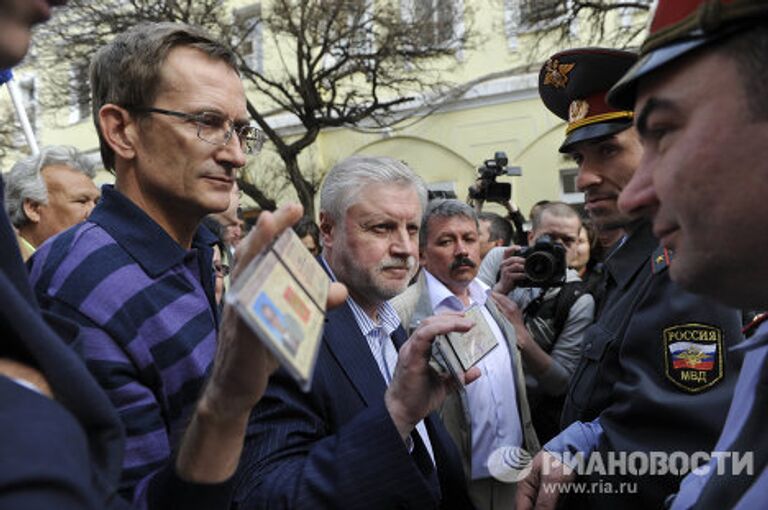 Поездка Сергея Миронова и Николая Левичева в Астрахань