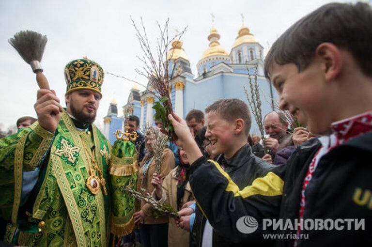 Празднование Вербного воскресенья на Украине