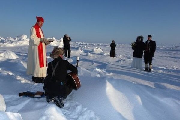 Венчание впервые прошло на Северном полюсе