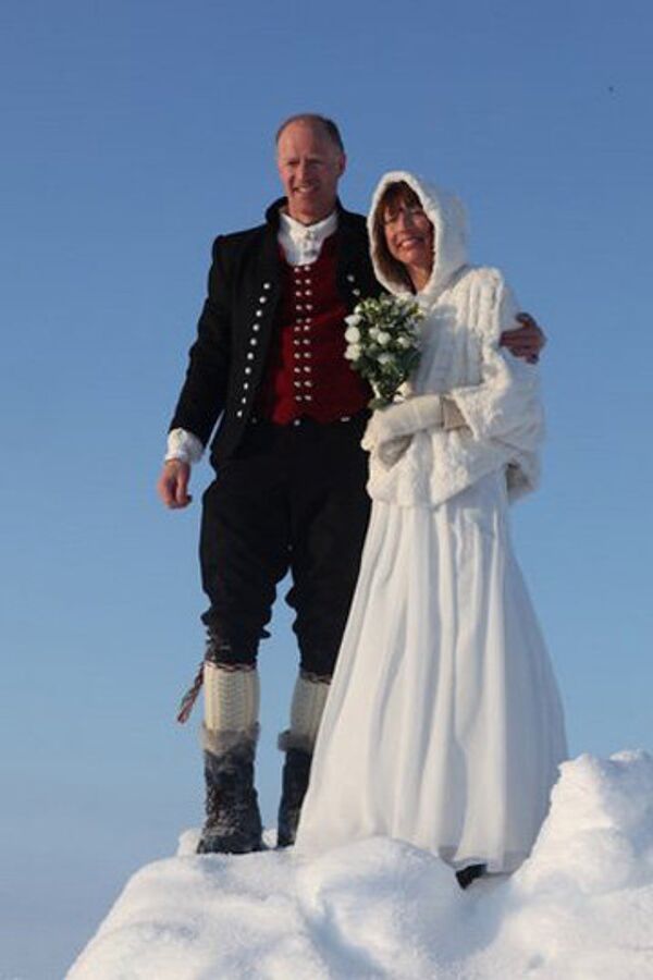 Венчание впервые прошло на Северном полюсе