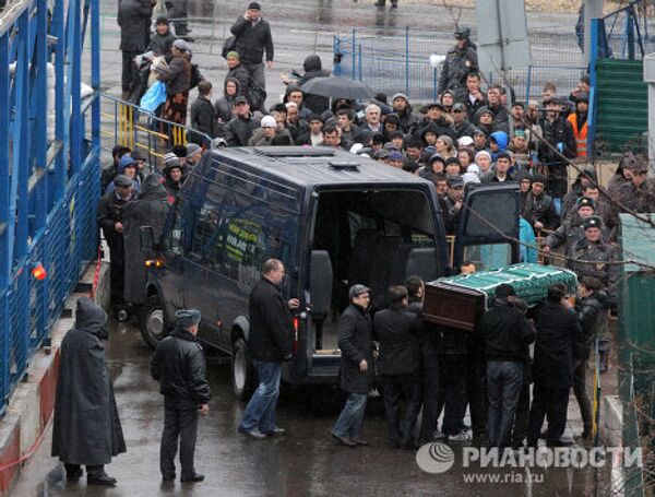 Похороны мусульманского общественного деятеля Метина Мехтиева