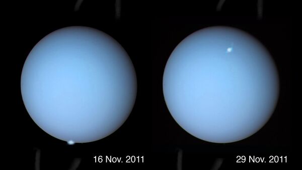 Полярное сияние у полюсов Урана