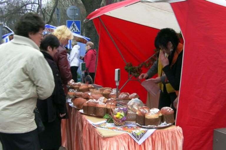 Пасха праздник кулич ярмарка Брест