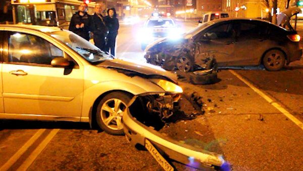 Mazda и Ford столкнулись лоб в лоб на юге Москвы