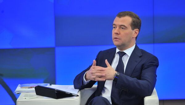 Дмитрий Медведев на встрече в формате Открытого правительства в Международном мультимедийном пресс-центре РИА Новости