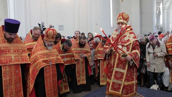 Омск религия Пасха огонь вера церковь