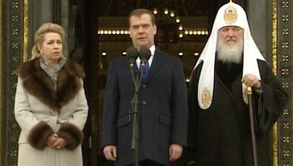 Медведев заявил, что спустя век Морской собор Кронштадта выглядит лучше