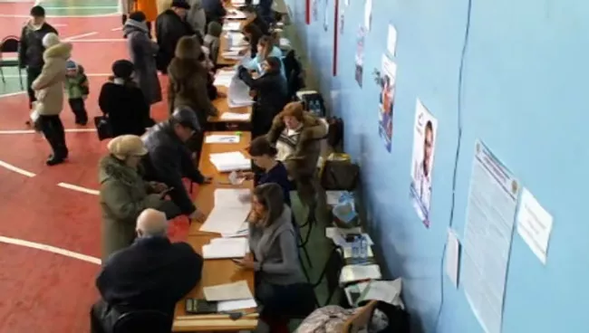 Видео с избирательных участков в Астрахани, которое отсматривал Владимир Чуров