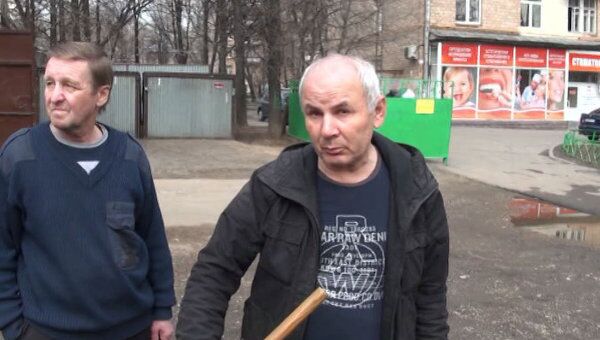 Дворник, нашедший тело младенца на севере Москвы, рассказал о случившемся