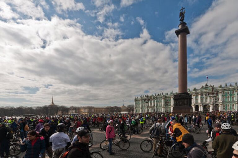 Праздник на двух колесах: велосипедисты открыли летний сезон