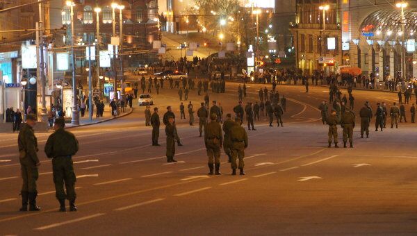 Военные провели ночную репетицию Парада Победы