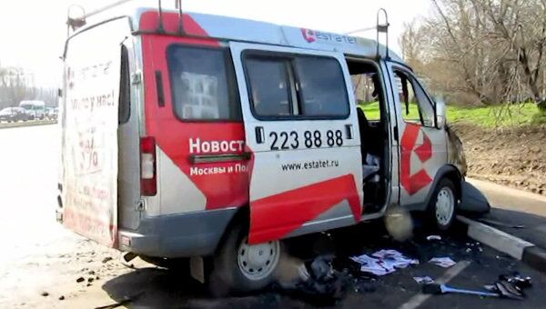 На юге Москвы сгорел офис на колесах - микроавтобус риэлторской компании
