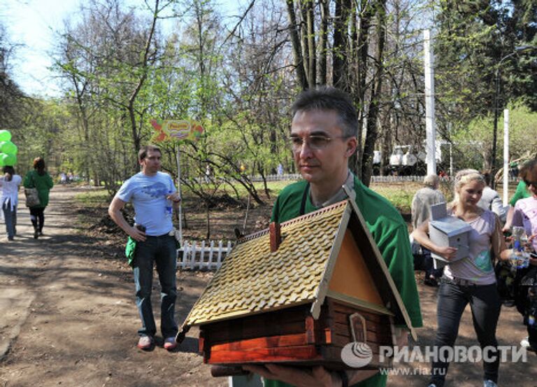 Конкурс скворечников, который прошел в рамках медиасубботника в Центральном Парке культуры и отдыха имени Горького