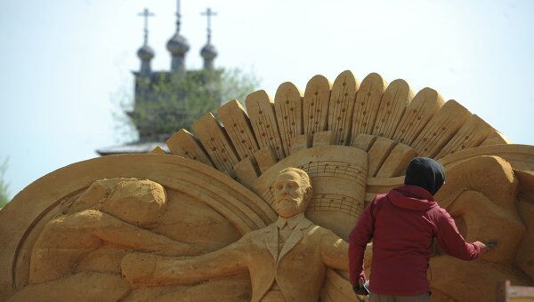 Выставка скульптур из песка Великая история России