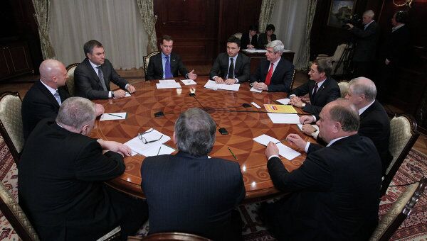 Президент РФ Д.Медведев встретился с руководителями политических партий