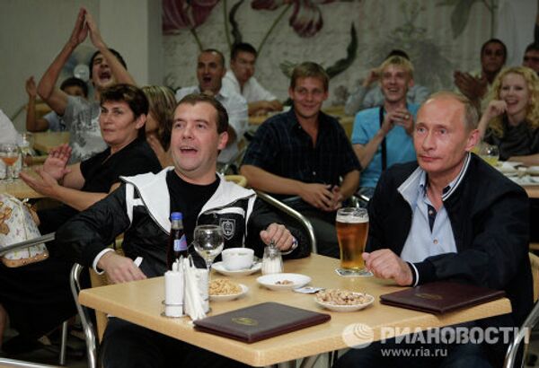 Президент РФ Д.Медведев и премьер-министр РФ В.Путин в Сочи