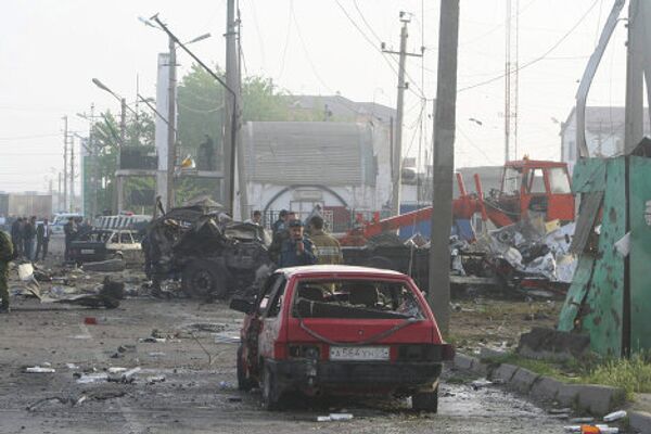 Два взрыва прогремело на посту полиции в Махачкале