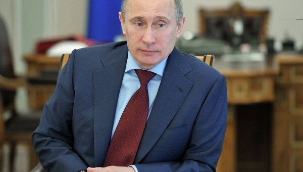 В.Путин проводит совещание в Ново-Огарево