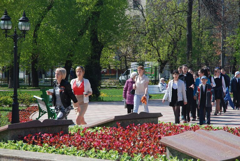 Час славы: москвичи отдали дань уважения ветеранам