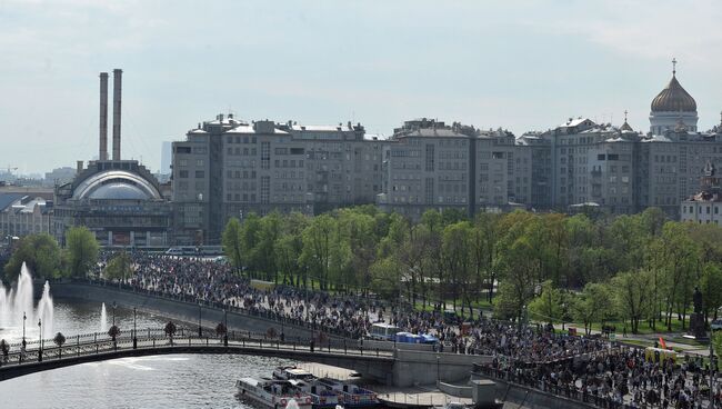 Вид на Болотную площадь перед началом митинга участников акции оппозиции Марш миллионов. Архив