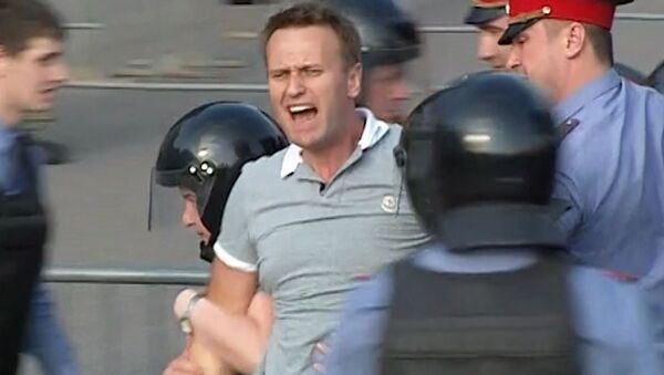 Задержание блогера Алексея Навального на митинге оппозиции в Москве 