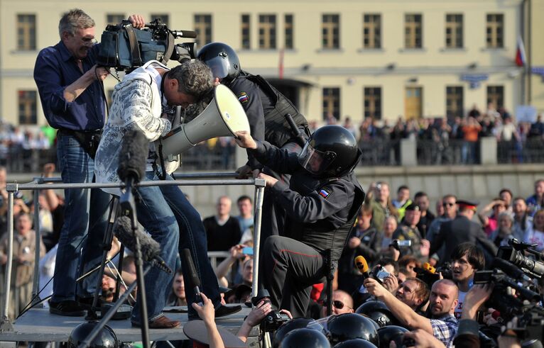 Задержания участников митинга Марш миллионов в Москве