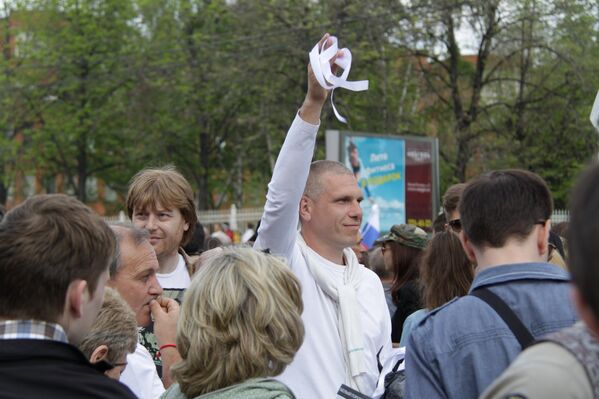 Шествие 6 мая в центре Москвы 