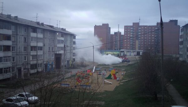 Едкий дым от горящего мусора окутал жилой микрорайон Иркутска