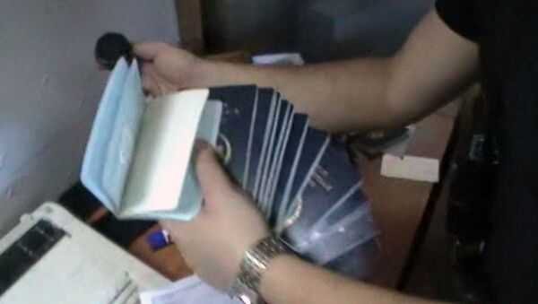 Силовики изъяли сотни бланков и печатей у продавцов фальшивых документов