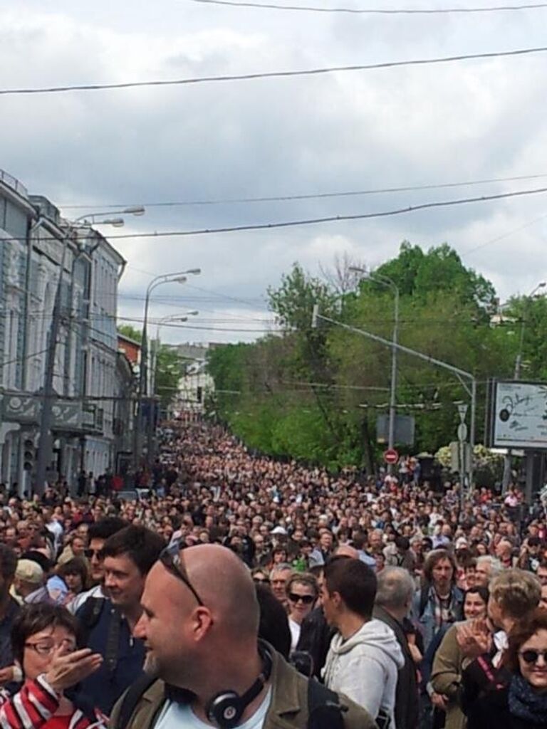 Акция Контрольная прогулка писатели Москва репортер