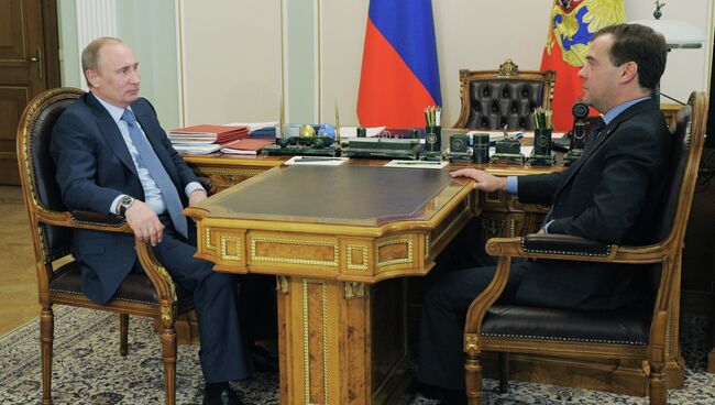 Владимир Путин и Дмитрий Медведев обсуждают формирование правительства и саммит G8