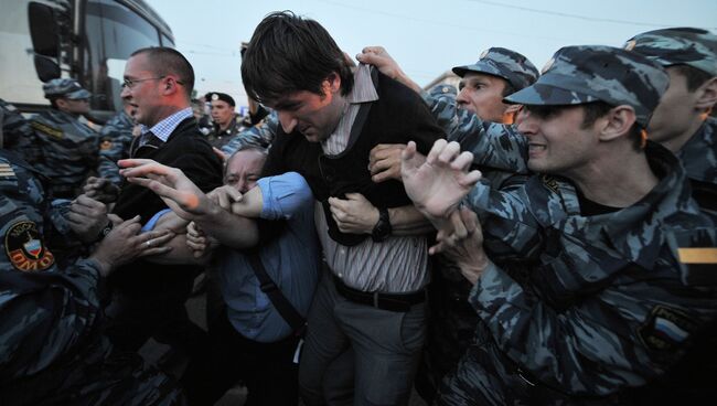 Задержания участников митинга. Архив