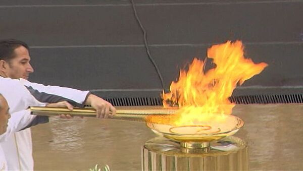 ТРАНСЛЯЦИЯ ЗАВЕРШЕНА: Церемония передачи Олимпийского огня Великобритании