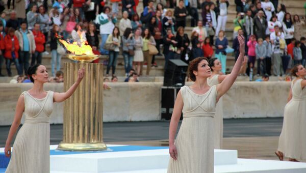 Церемония передачи Олимпийского огня оргкомитету Олимпиады 2012