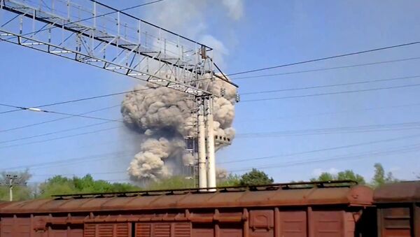 Взрывы на складе боеприпасов в Приморье