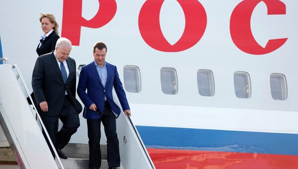 Медведев прибыл в Вашингтон, откуда отправится на саммит G8