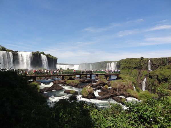 Угроза обмеления водопадов Игуасу