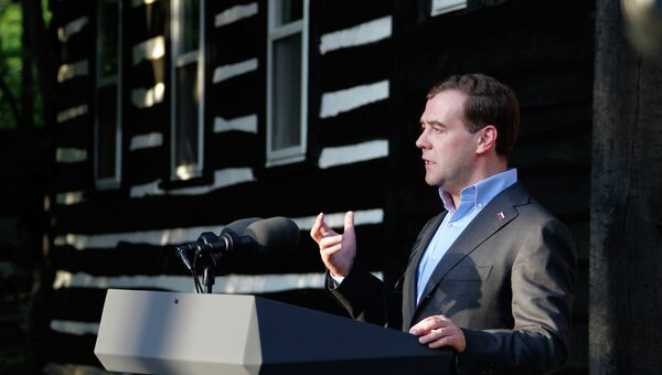 Дмитрий Медведев на пресс-конференции по итогам саммита G8 в Кэмп-Дэвиде