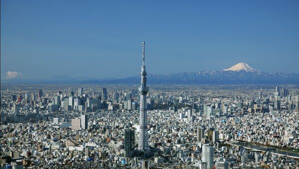 Первых посетителей приняла самая высокая в мире телебашня в Токио