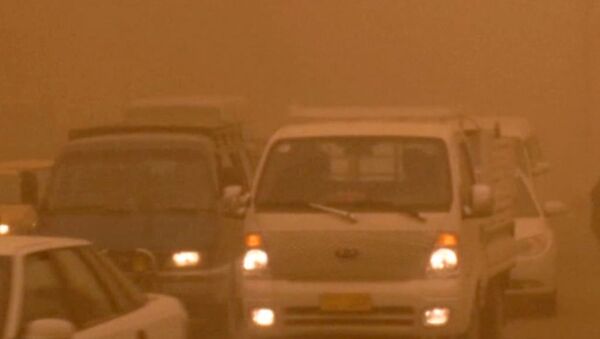 Песчаная буря накрыла улицы Багдада