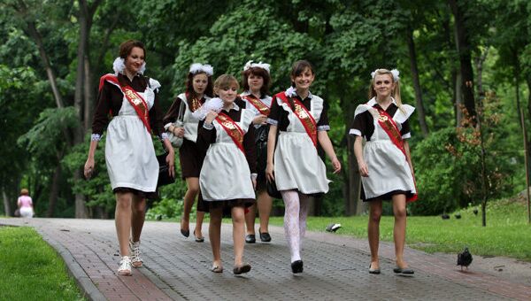 Последний звонок прозвенел для белорусских школьников