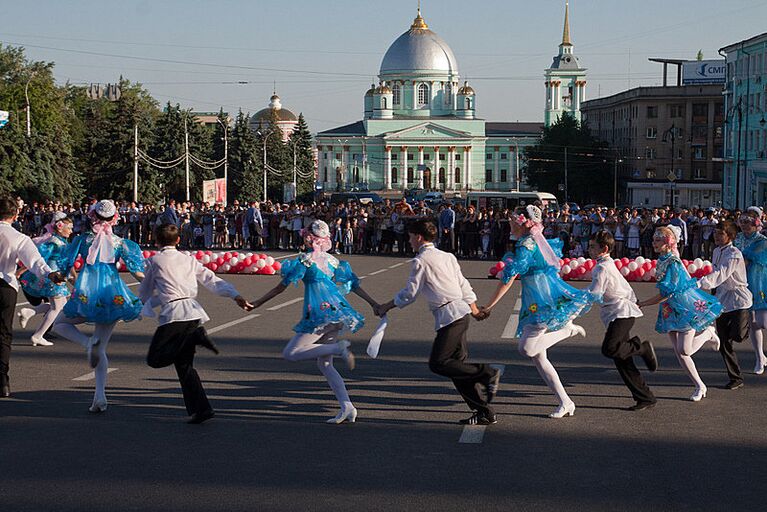 Танцевальный бал в Курске